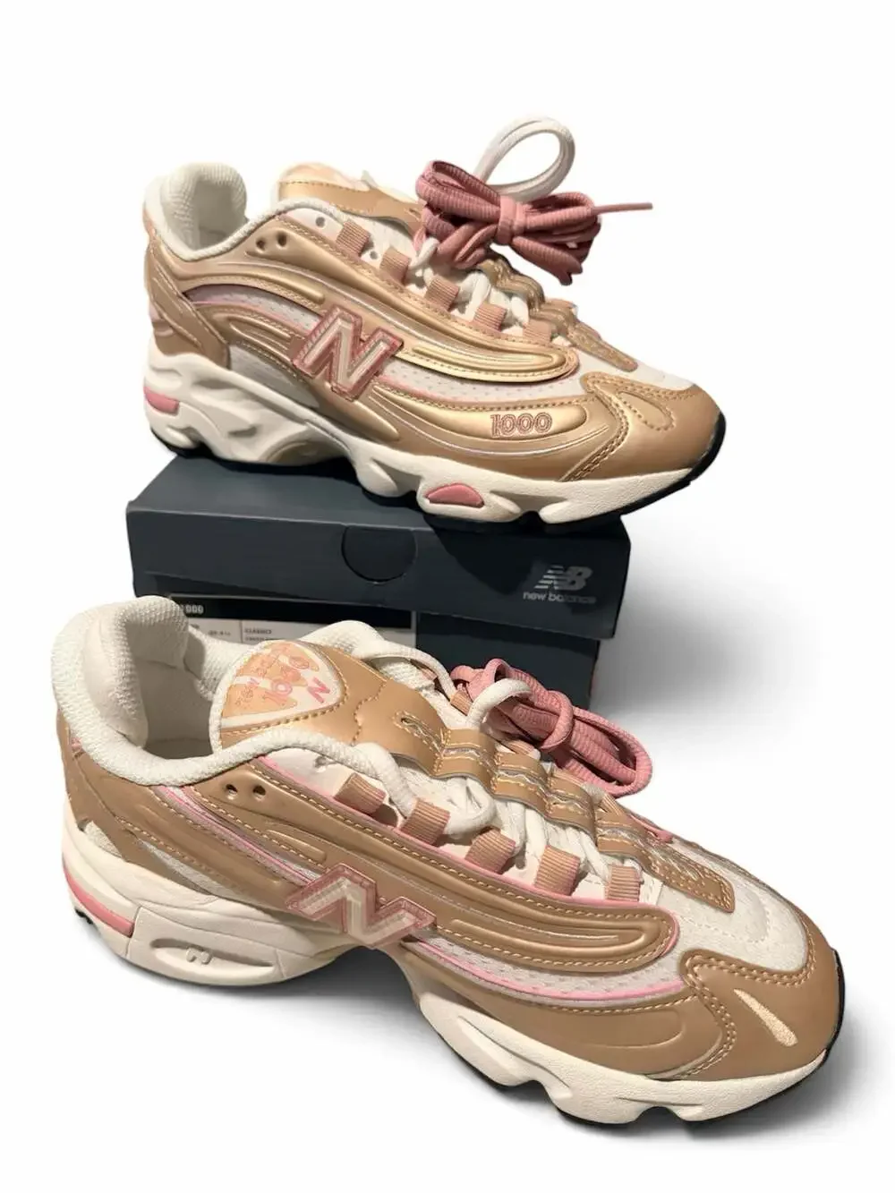 NIB New Balance 1000 Sneakers White Metallic Gold Pink M1000FLP Size 6.5W / 5M